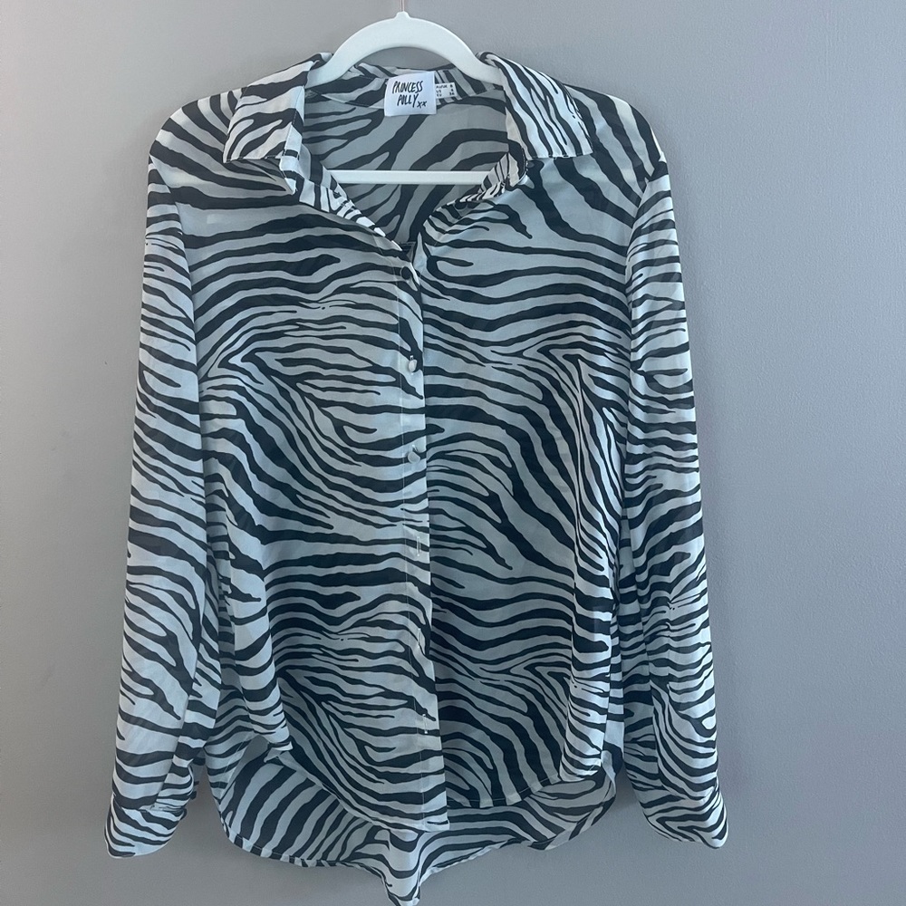 Princess Polly Zebra Button Up Top - Picture 3 of 5